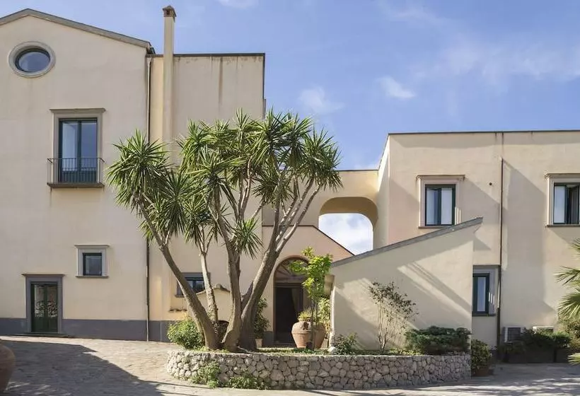 Отель Relais Regina Giovanna