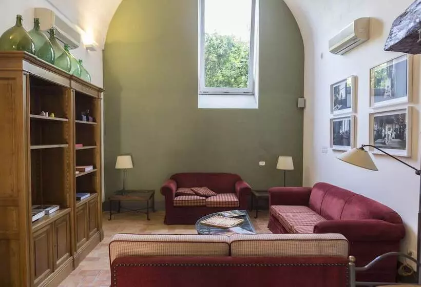 Отель Relais Regina Giovanna