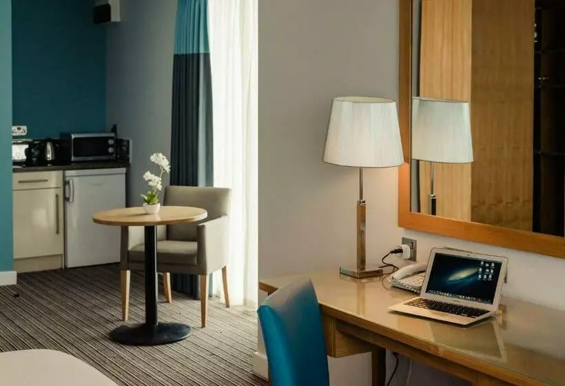 Aspect Hotel Park West