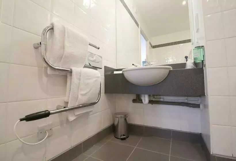 Aspect Hotel Park West