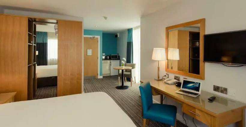 Aspect Hotel Park West