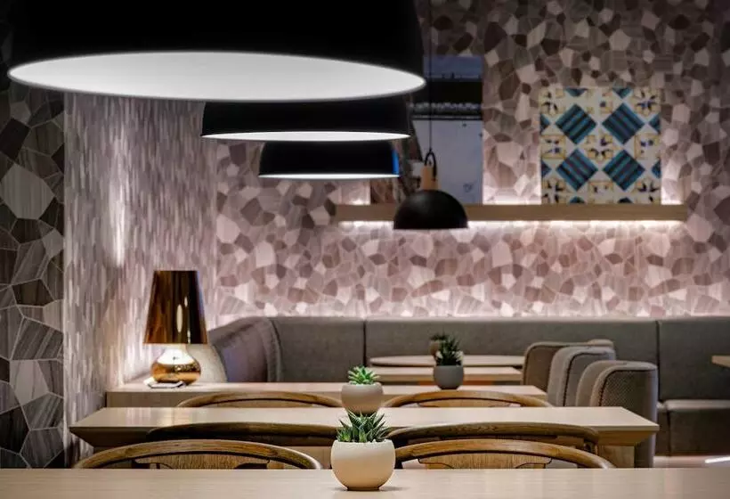 Ac Hotel Porto By Marriott