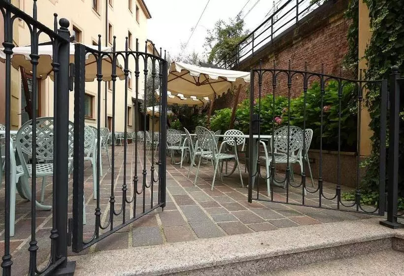 酒店 Acqui & Centro Benessere