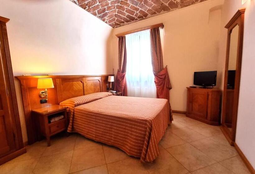 בית מלון כפרי Acqui & Centro Benessere