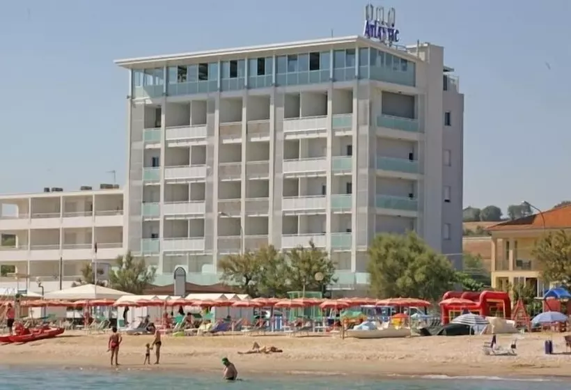 Hotel Atlantic