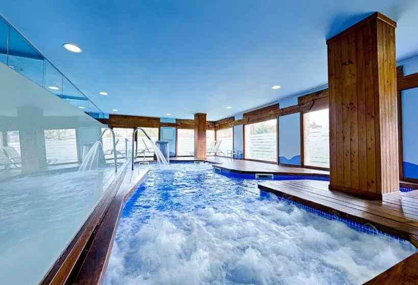 Azz Peñafiel Las Claras Hotel & Spa