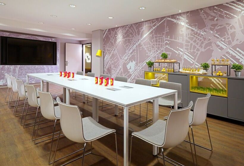 ホテル Cologne Marriott