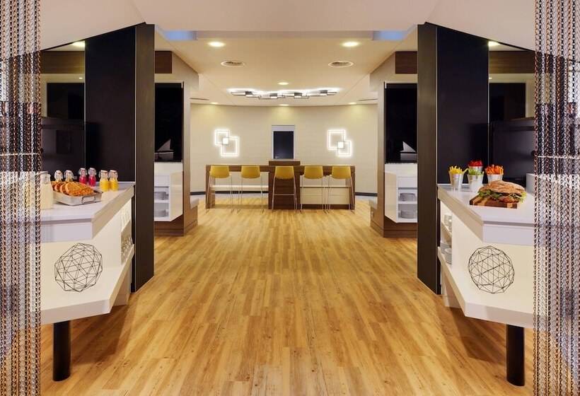 ホテル Cologne Marriott