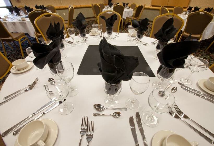 هتل Great Wolf Lodge Niagara Falls