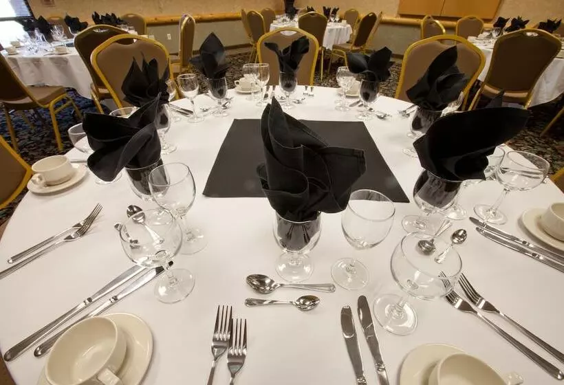 Отель Great Wolf Lodge Niagara Falls