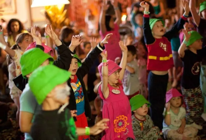 Отель Great Wolf Lodge Niagara Falls