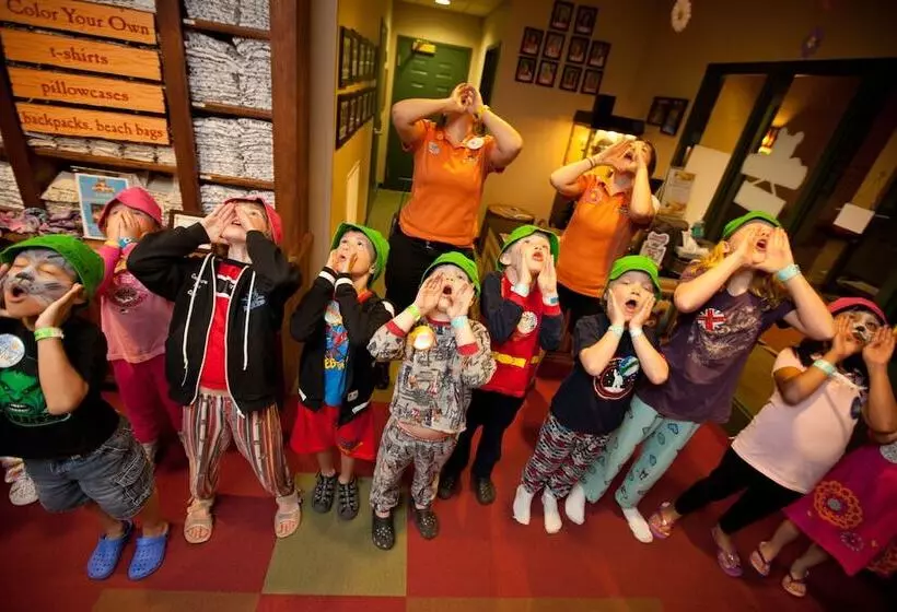 Отель Great Wolf Lodge Niagara Falls