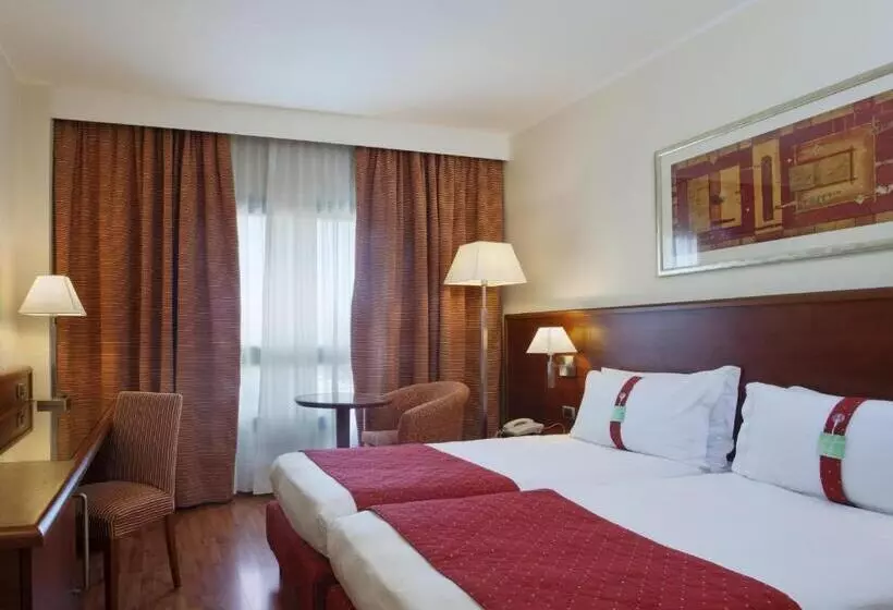 호텔 Holiday Inn Cagliari, An Ihg
