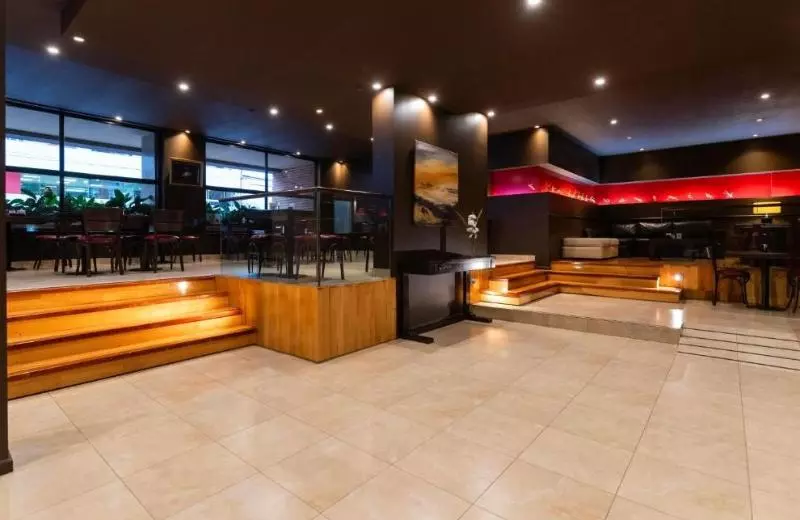 호텔 Howard Johnson Plaza Jujuy