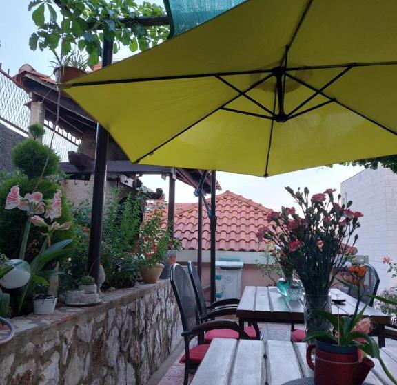 호텔 Guesthouse Ivona