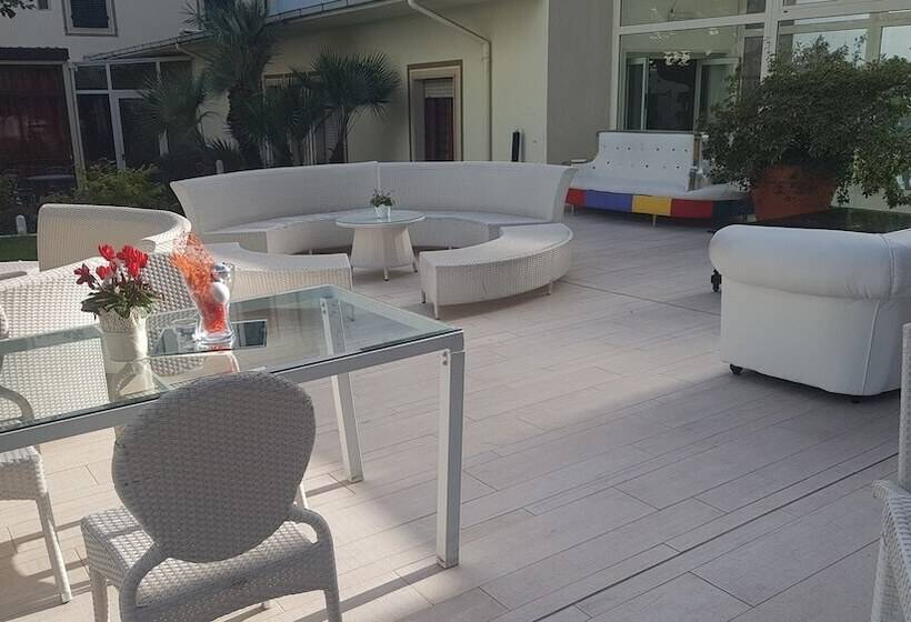 ホテル Manzoni Wellness&spa