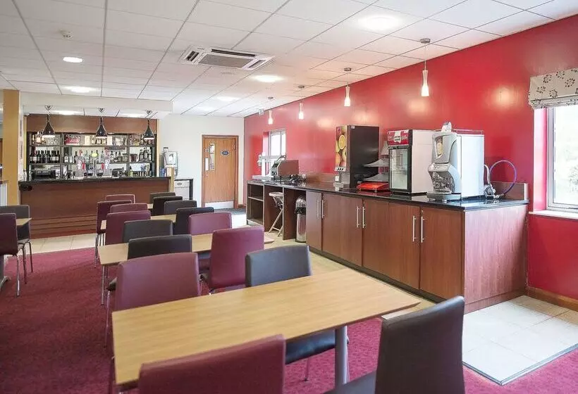 Hotelli Sleep Inn Derby