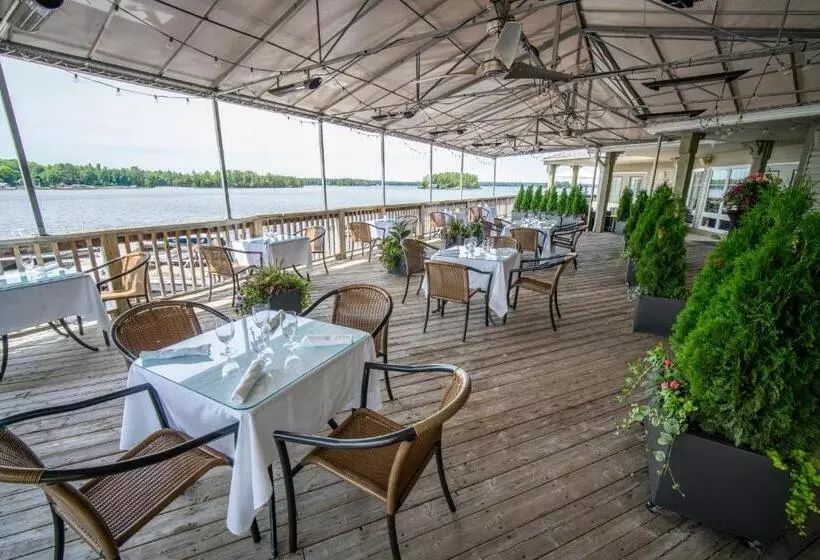 هتل Taboo Muskoka