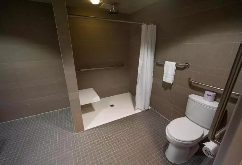 هتل Taboo Muskoka