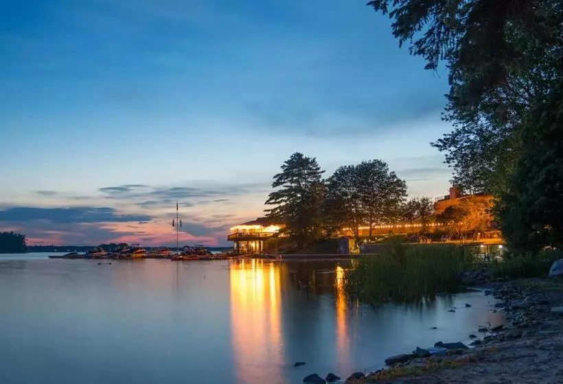 هتل Taboo Muskoka