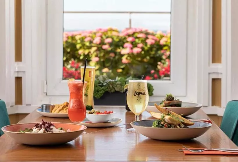 The Beaches Hotel And Spa