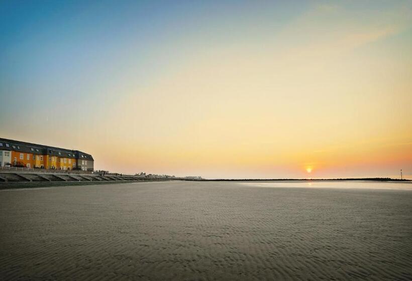 The Beaches Hotel And Spa