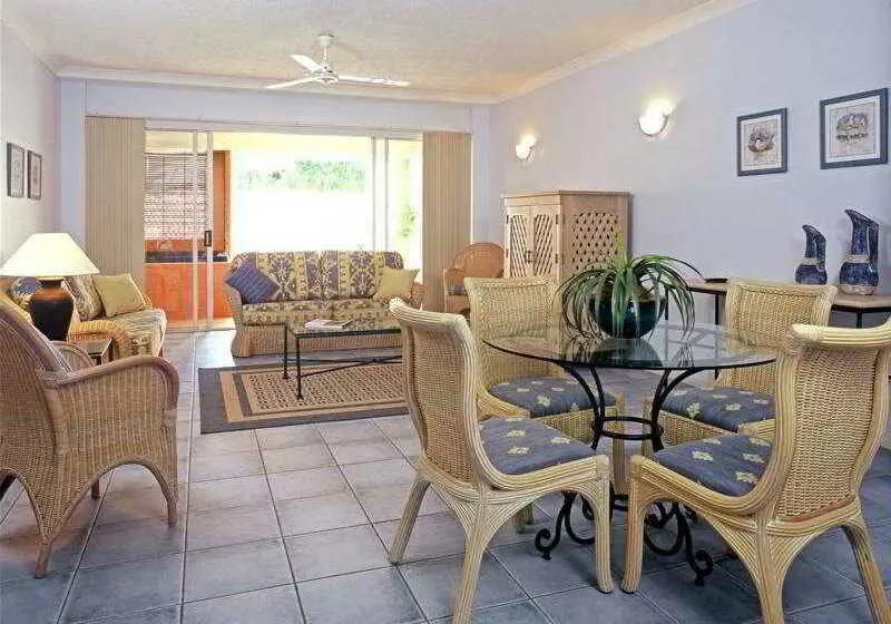 ホテル Alassio On The Beach