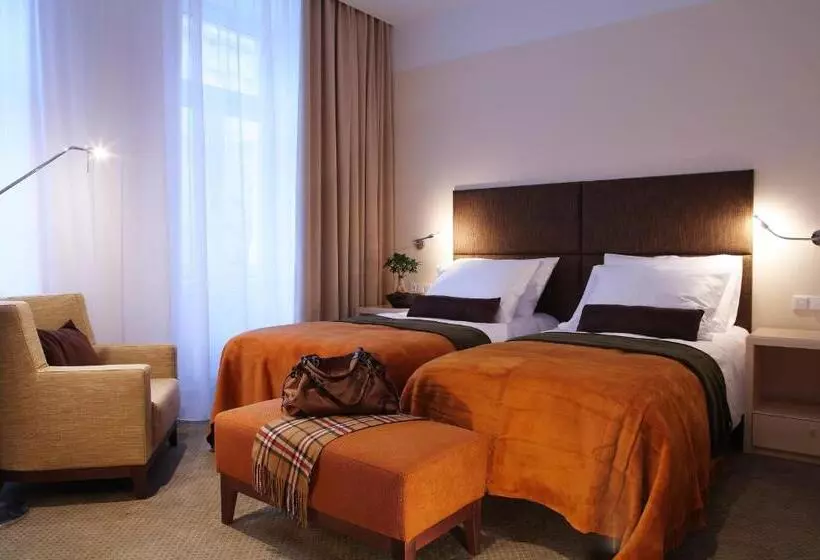 The Hotel Fitzgerald