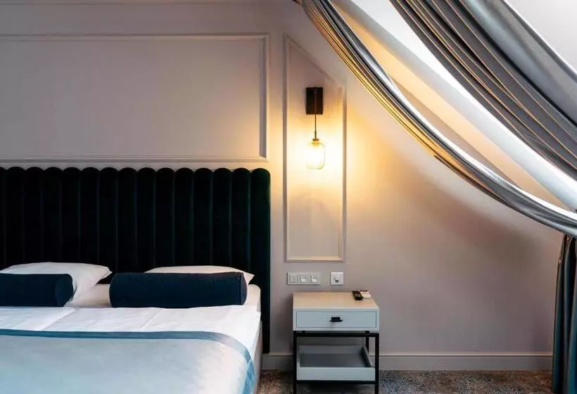 The Hotel Fitzgerald