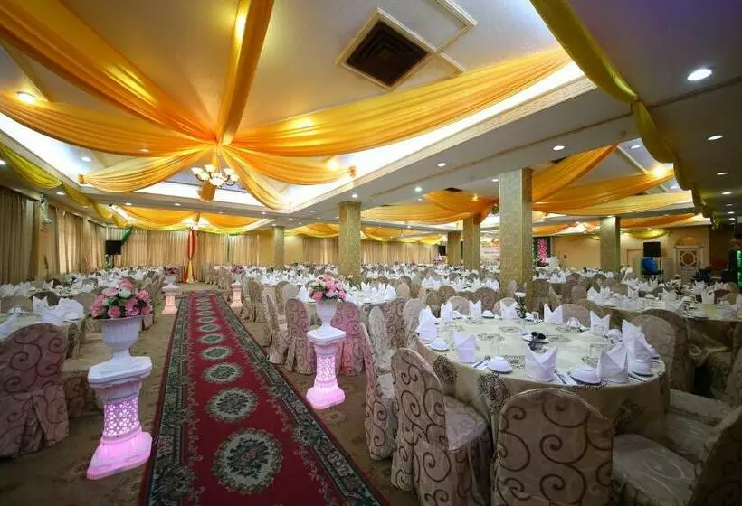 هتل Central Yangon