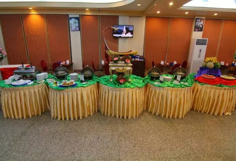 هتل Central Yangon