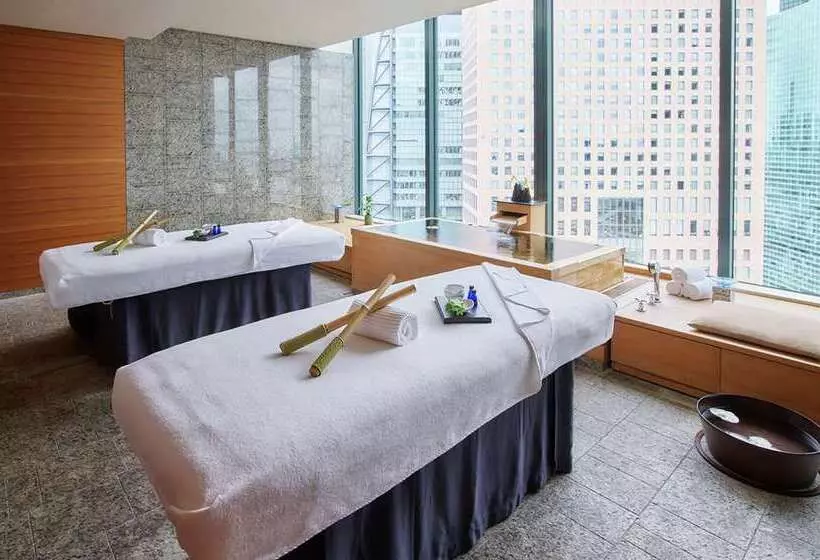 ホテル Conrad Tokyo