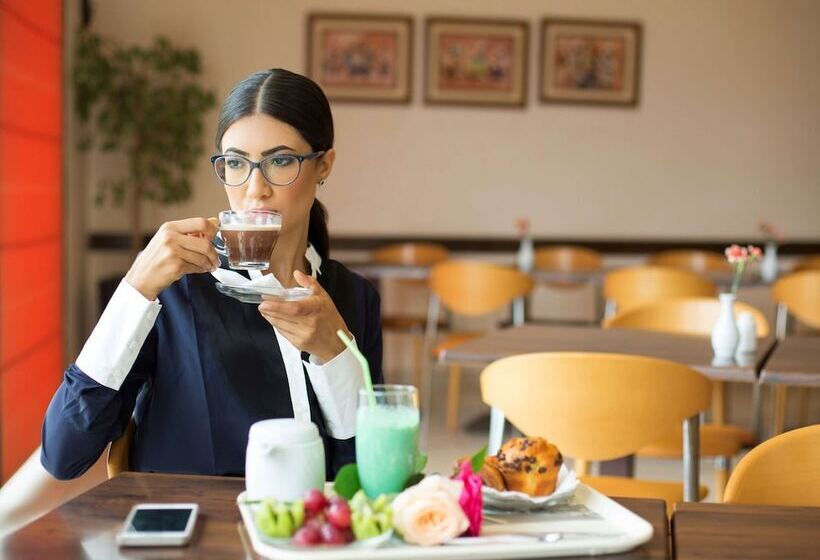 Hotel Ibis Marrakech Palmeraie