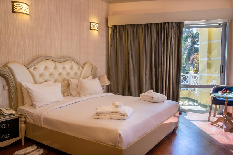 هتل Paradise Inn Beach Resort