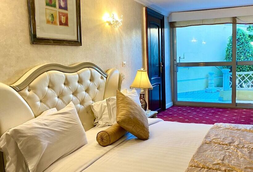 هتل Paradise Inn Beach Resort