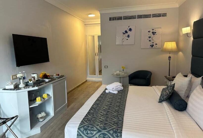 هتل Paradise Inn Beach Resort