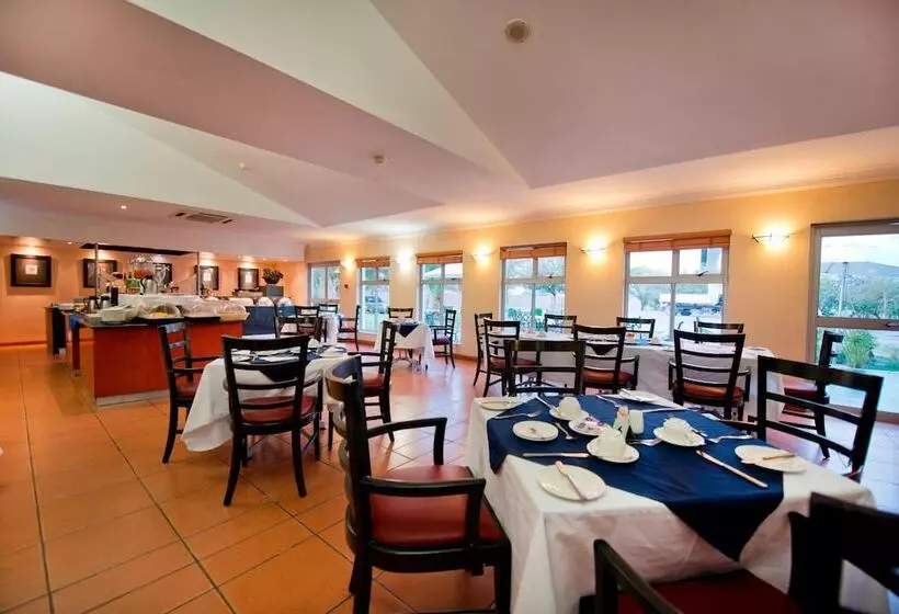 Protea Hotel By Marriott Ondangwa