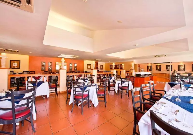 Protea Hotel By Marriott Ondangwa