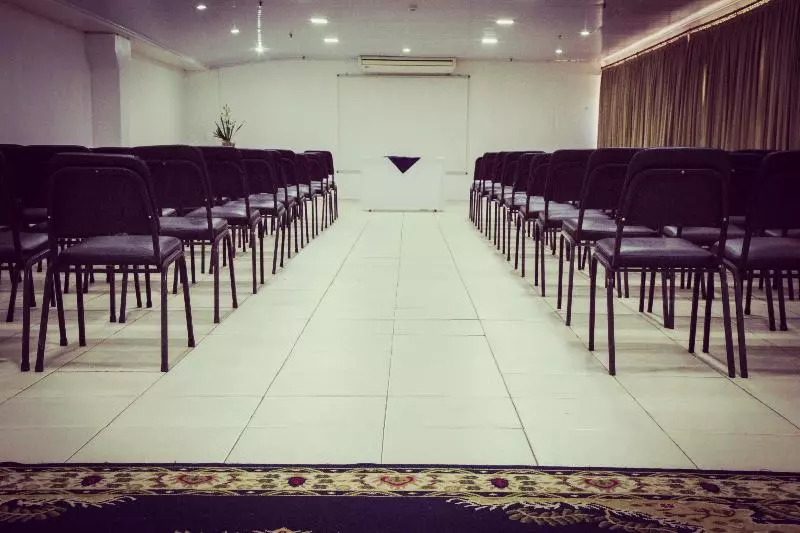 酒店 Vilage Inn Ribeirão Preto & Convenções