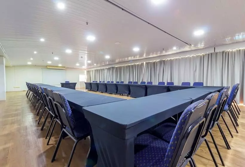 酒店 Vilage Inn Ribeirão Preto & Convenções