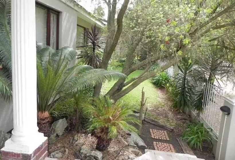 فندق Winelands Lodge