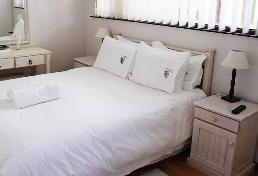 فندق Winelands Lodge