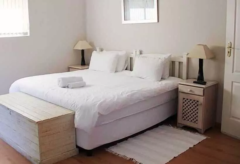 فندق Winelands Lodge