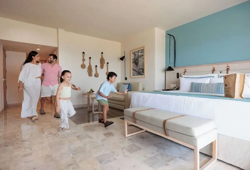 استراحتگاه Dreams Aventuras Riviera Maya   All Inclusive