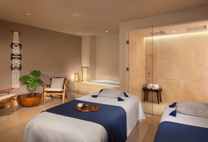 استراحتگاه Dreams Aventuras Riviera Maya   All Inclusive