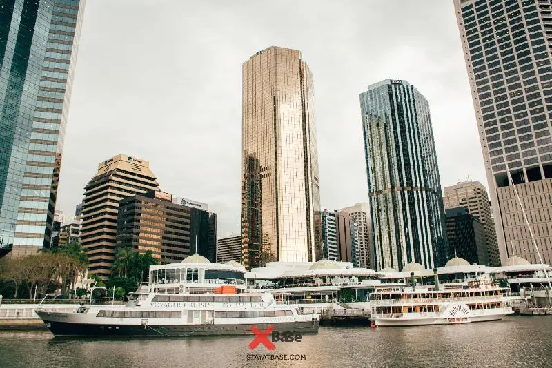 هاستل Selina Brisbane