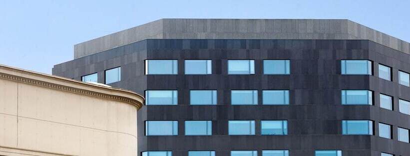 Отель Indigo Barcelona Plaza Espana, An Ihg