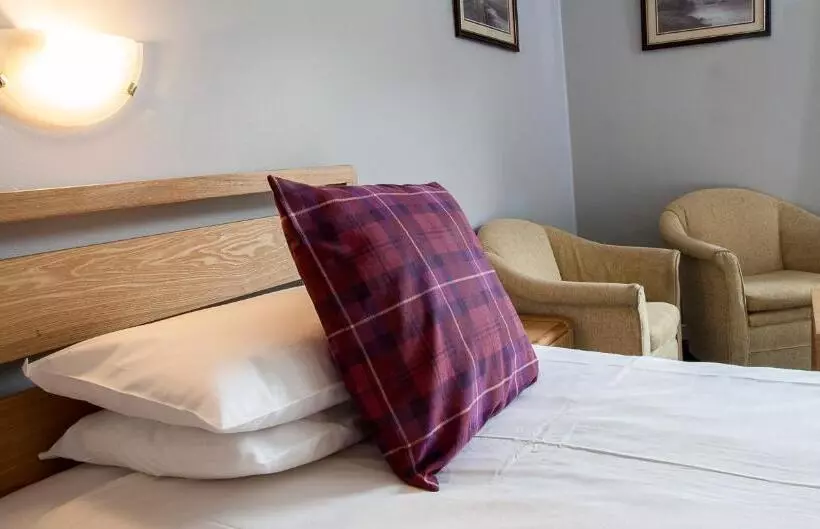 בית מלון כפרי Balavil