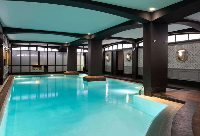 ホテル Hôtel Barrière Fouquet S Paris