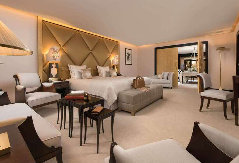 ホテル Hôtel Barrière Fouquet S Paris